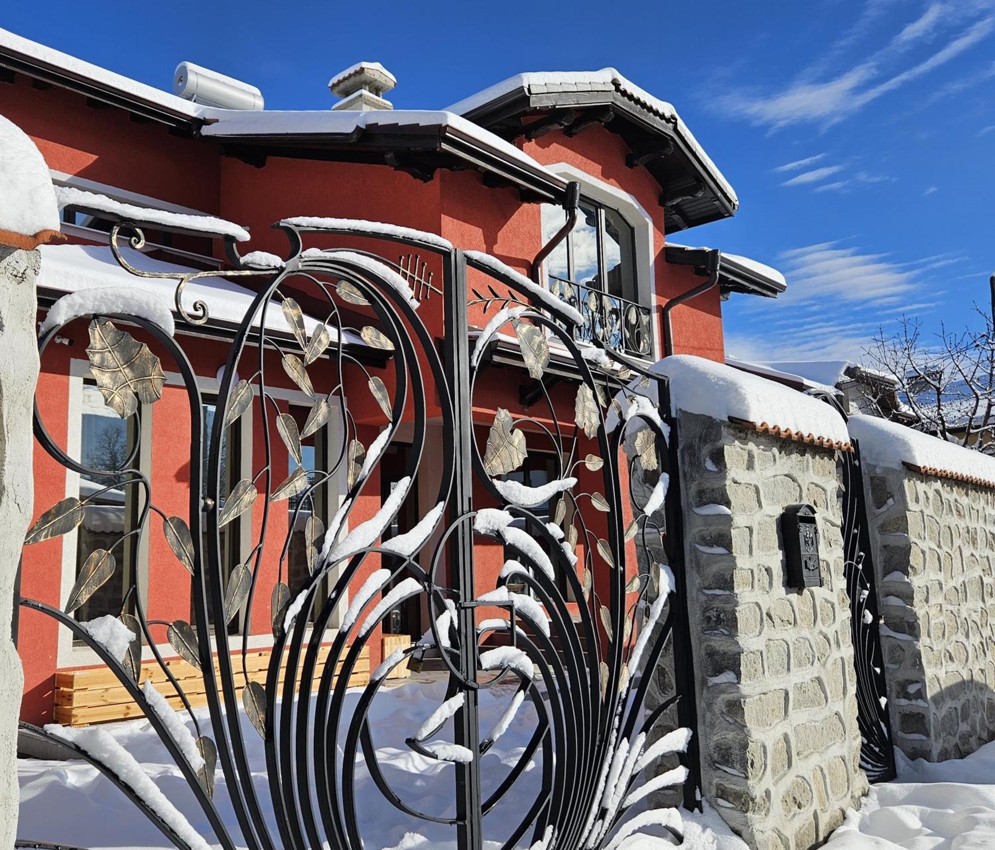 Villa Deluxe